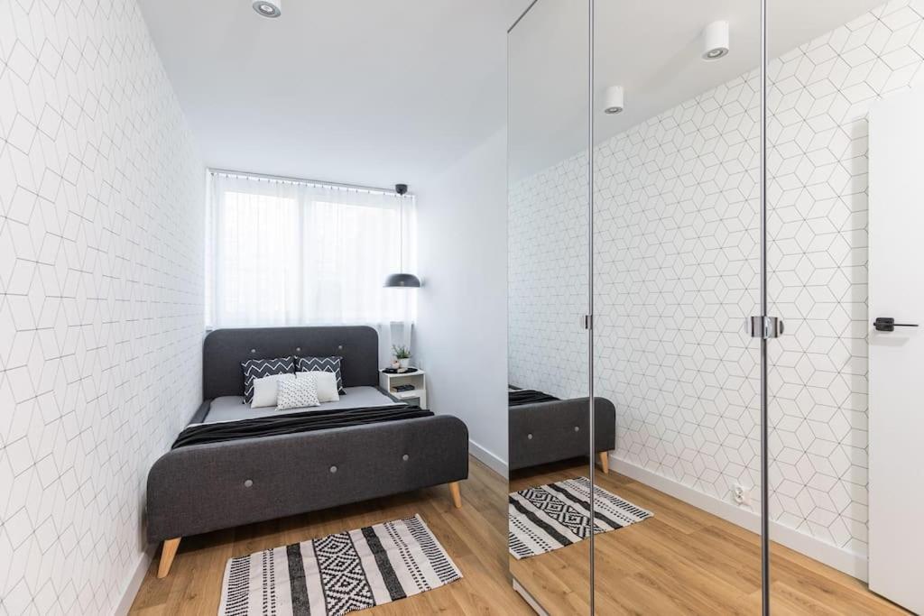 Superapart Jana Pawla Ii, Apt 302 Cozy Urban Retreat, Perfect For Couples Warschau Exterior foto