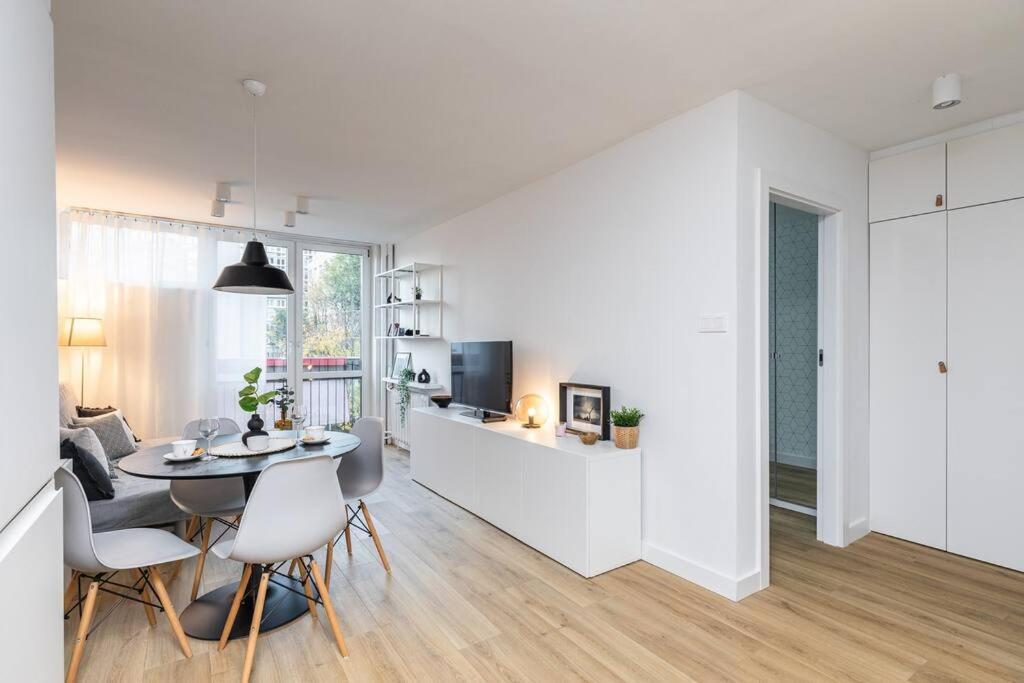 Superapart Jana Pawla Ii, Apt 302 Cozy Urban Retreat, Perfect For Couples Warschau Exterior foto